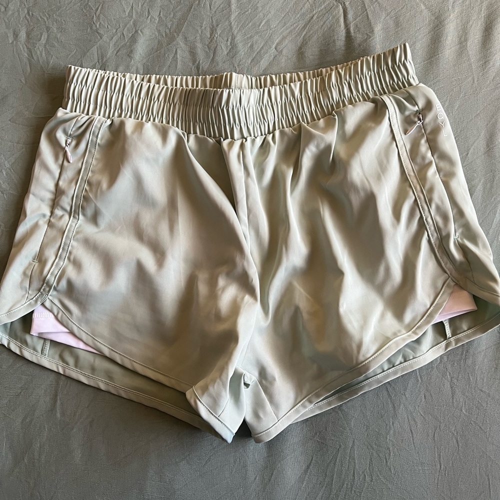 EQYL Activewear Short